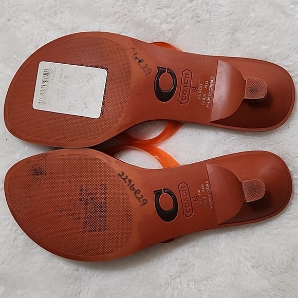 Coach Y2K Carin Orange Rubber/Jelly Kitten Heel Thong Size 6 - Picture 7 of 16